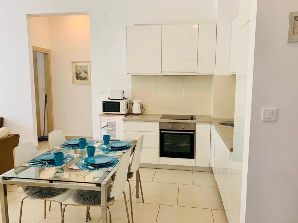 Lavender Bay Apartment F8 Donji Morinj Exterior foto